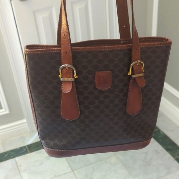 Celine Vintage Shoulder Bag. EUC - Picture 1 of 14